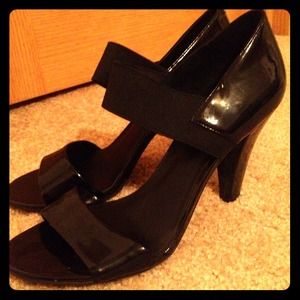 Black JS heels! Only worn once!