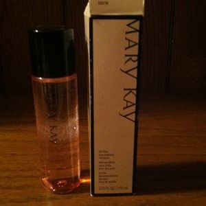 Bundled-Mary Kay oil free eye makeup remover