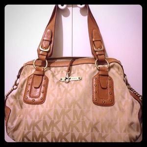 *SOLD* Michael Kors bag