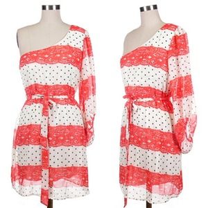 one shoulder off polkadot with lace print dress.