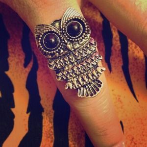 retro owl ring