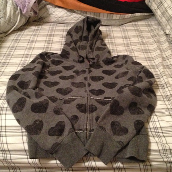 Size M VS Pink zip up hoodie and tee