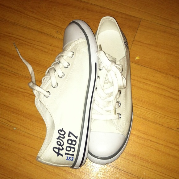 Aeropastle sneakers