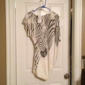 White tunic shortsleeve dress