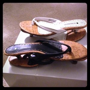 Bundle!!! 2 kitten heel sandals