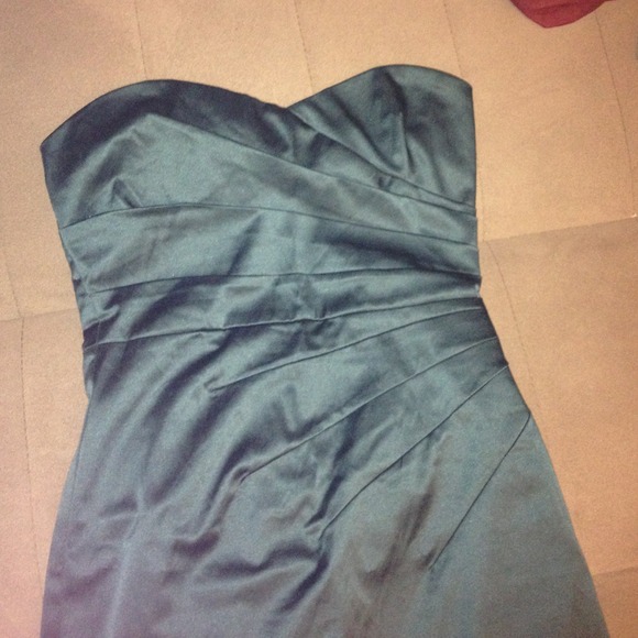 Dress - Picture 2 of 3
