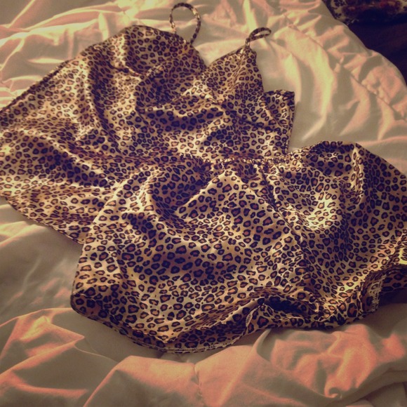 Bundle for ms. Linda