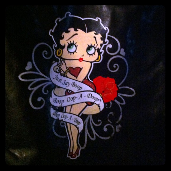 💥Here's Betty💥