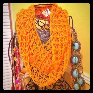 Lovers Knot Infinity Scarf