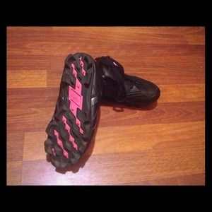 Size 2 girls cleats $7