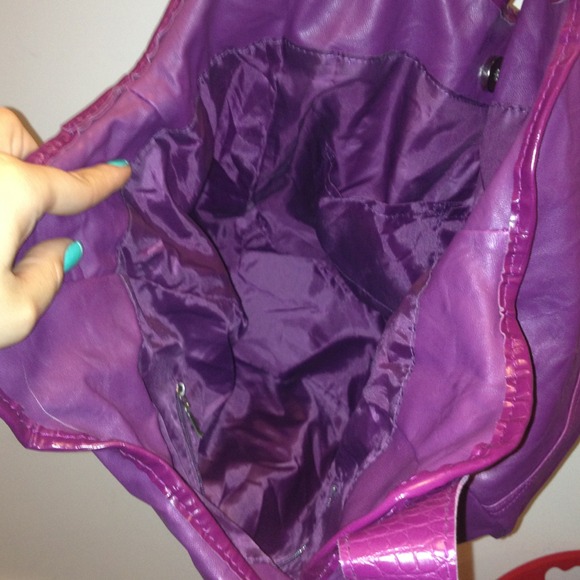 Purple chain handbag - Picture 3 of 3