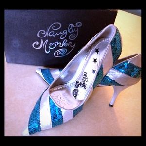 GORGEOUS Naughty Monkey Sequin Pumps Sz 7.5