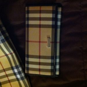 Reserved for sellalot!!Burberry Wallet