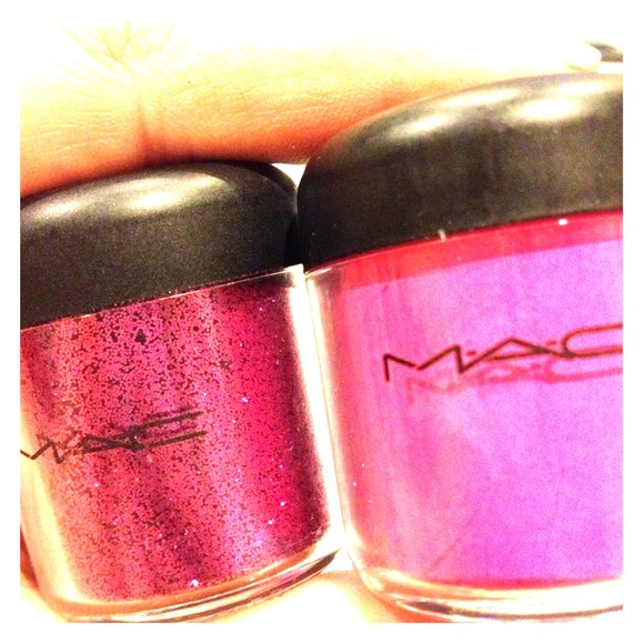 Authentic M.A.C. Make Up.