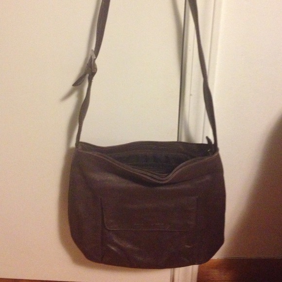 SOLD! Brown REAL Leather Stone Mountain Crossbody