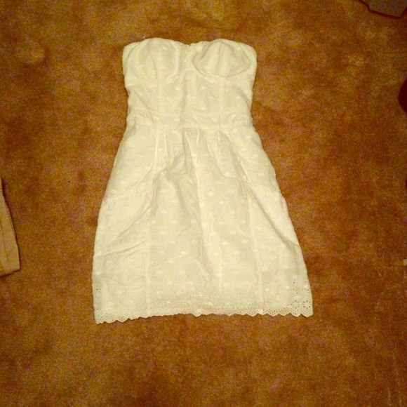Strapless white sun dress