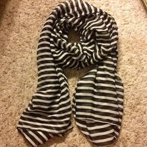 RESERVED FOR @flml Black and white striped scarf