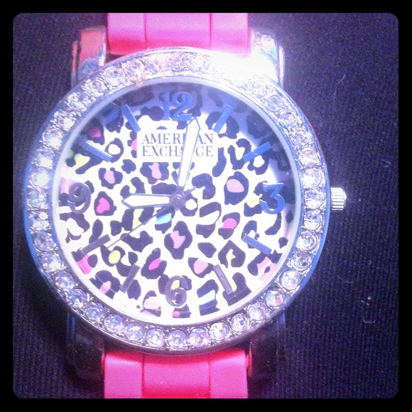 Accessories - Jeweled leopard print pink watch.