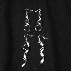2 sterling silver earrings new never worn.