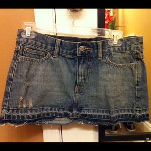 Blue jean skirt, barely worn