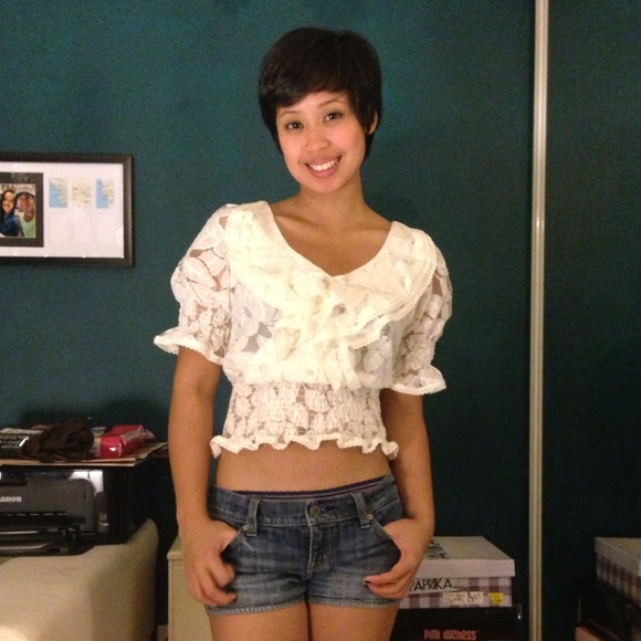 ⛔SOLD Forever 21 Lace Crop Top
