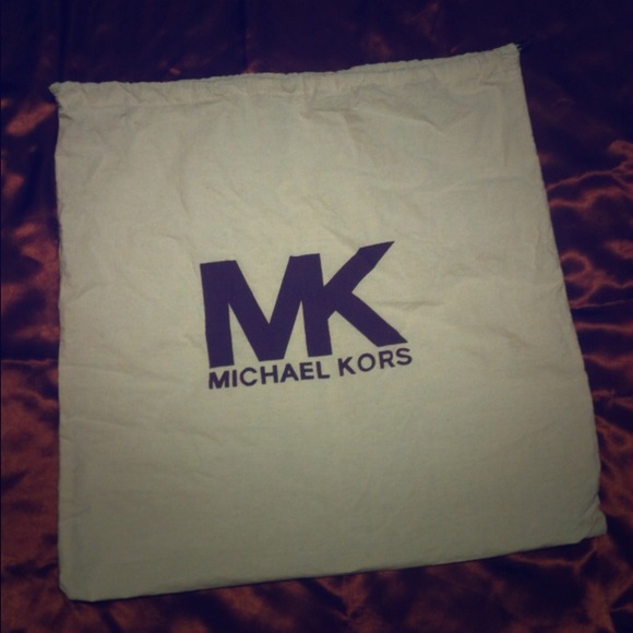 New Micheal Kors Dust Bag