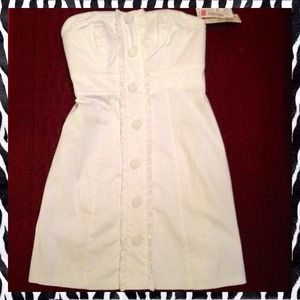 White strapless dress w/ buttons on front