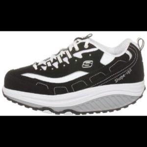 Sketchers shape ups size 9. Black. ITEM S16