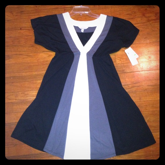 Comfy black, gray & white dress