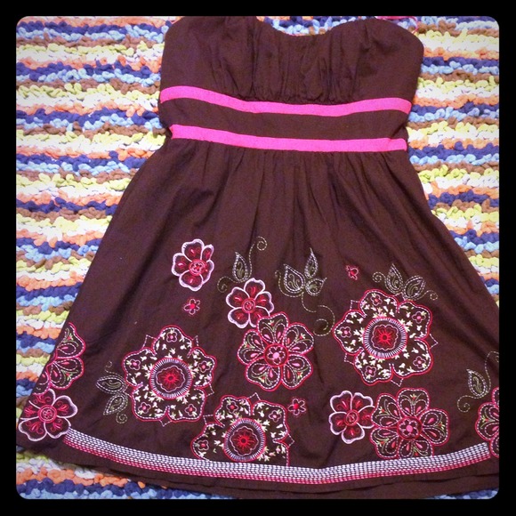 Cute brown summer dress