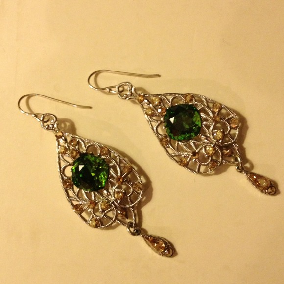Earrings ( I have 2 identical pair) - Picture 2 of 7