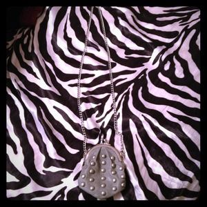 Mini clutch necklace