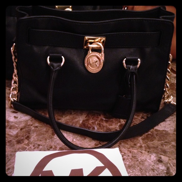Michael Kors Handbags - NWT Authentic MK- Hamilton