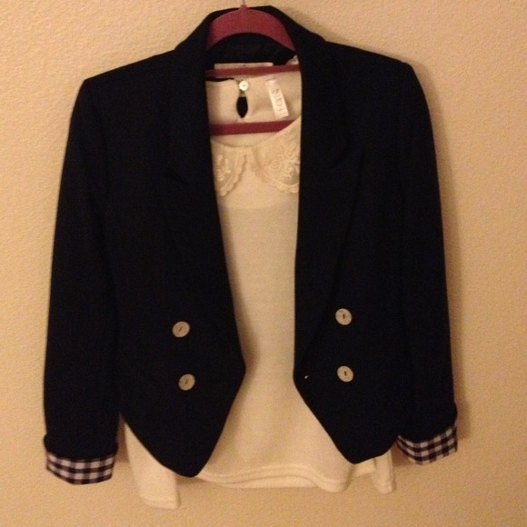 Mini short jacket - Picture 3 of 3