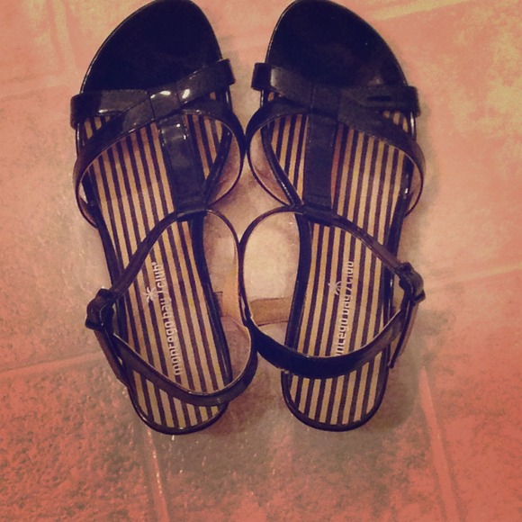 Adorable Strappy Wedges(: