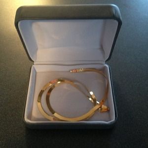 18k gold necklace