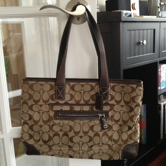 Authentic Coach bag. FLASH SALE!!