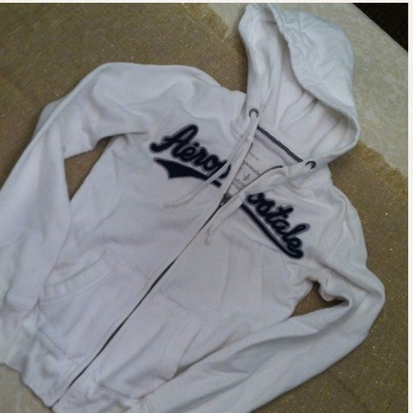 SOLD IN BUNDLE