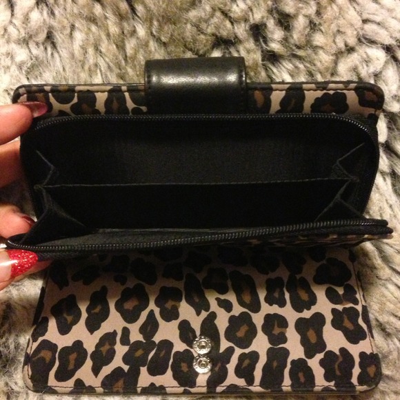 Wallet - Picture 3 of 3