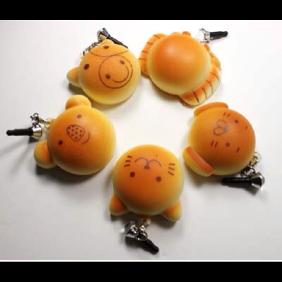 5psc. Cute design bread dust plug 3.5mm/brand new - Picture 2 of 4