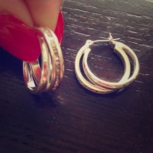 🌀Bundled🌀Sterling silver with crystals earrings