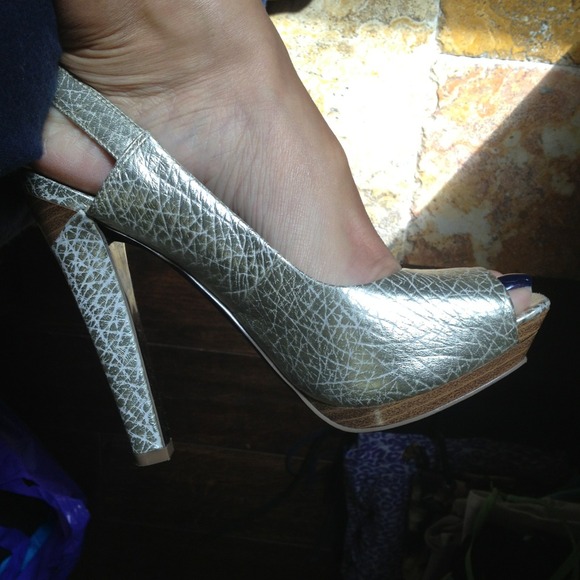Jessica Simpson gold shoes.