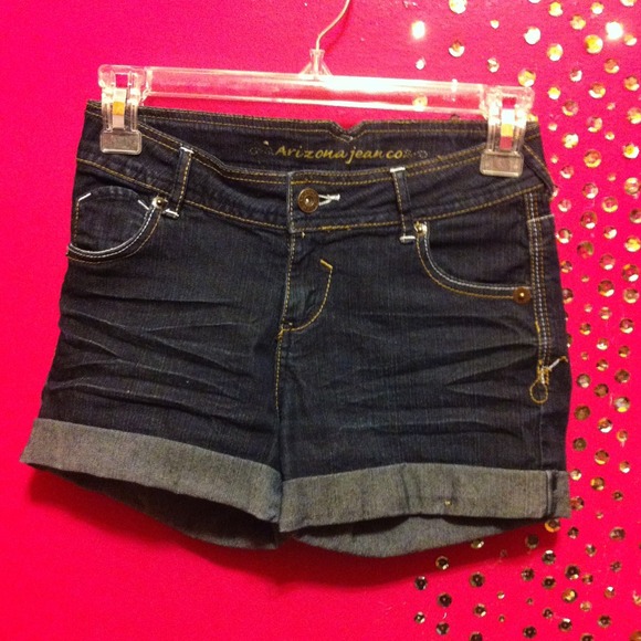 😘RESERVED😘 Girls shorts!!