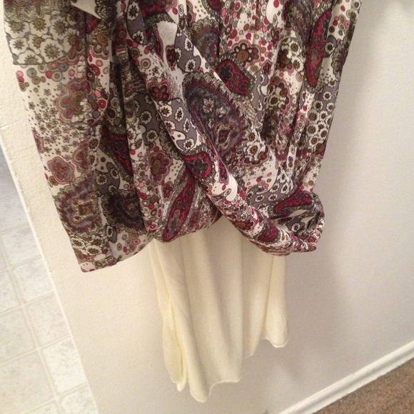 🔻Reduced🔻NWOT Chiffon dress (long top) - Picture 3 of 3