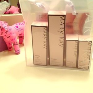 Mary Kay Timewise Skincare Set