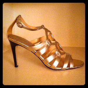 Gold Banana Republic heels