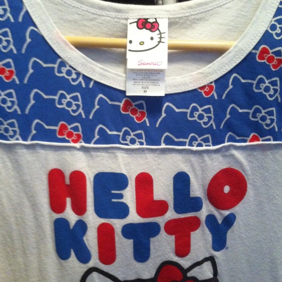 Hello Kitty Shirt - Picture 2 of 2
