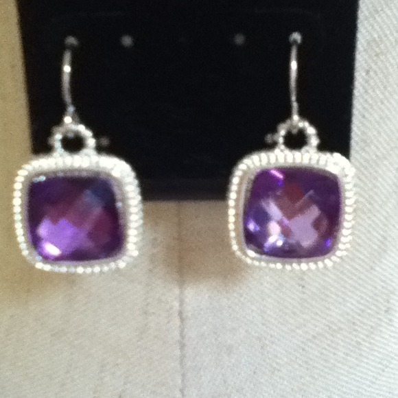 Sold sold sold sold sold sold sold - Picture 3 of 4