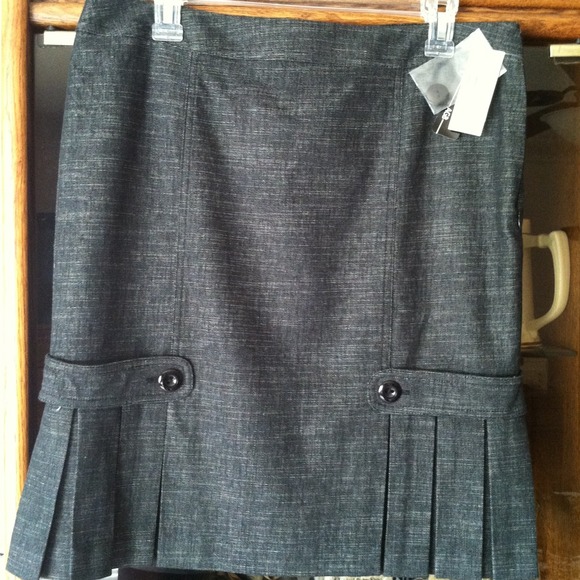 Bundle of three skirts.