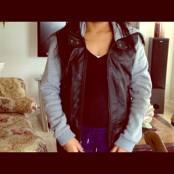 Black sweater Jacket